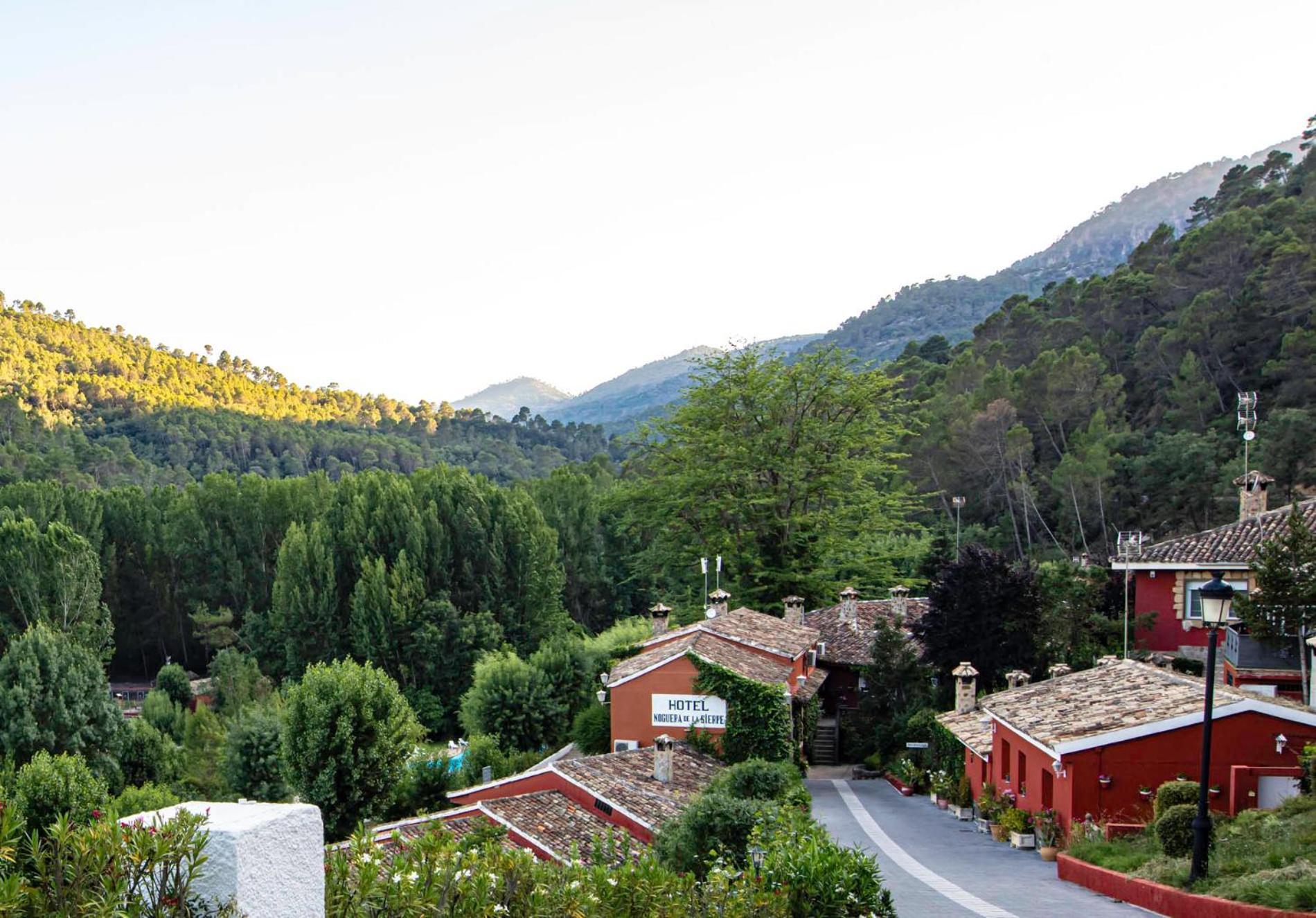 Hotel Rural Noguera De La Sierpe 阿罗约弗里奥 外观 照片